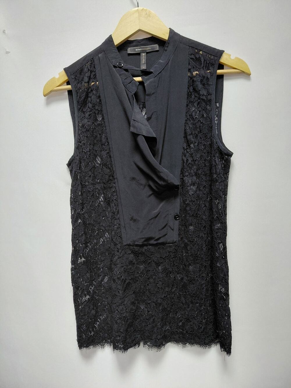 BCBGMAXAZRIA Lace Sleeveless Top Black Solid Lightweight Size XS